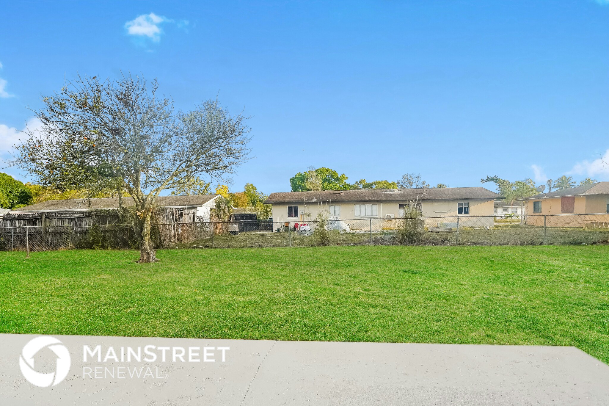 Building Photo - 19 Kingsman Cir