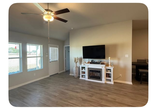Building Photo - 805 Stonemanor Bay
