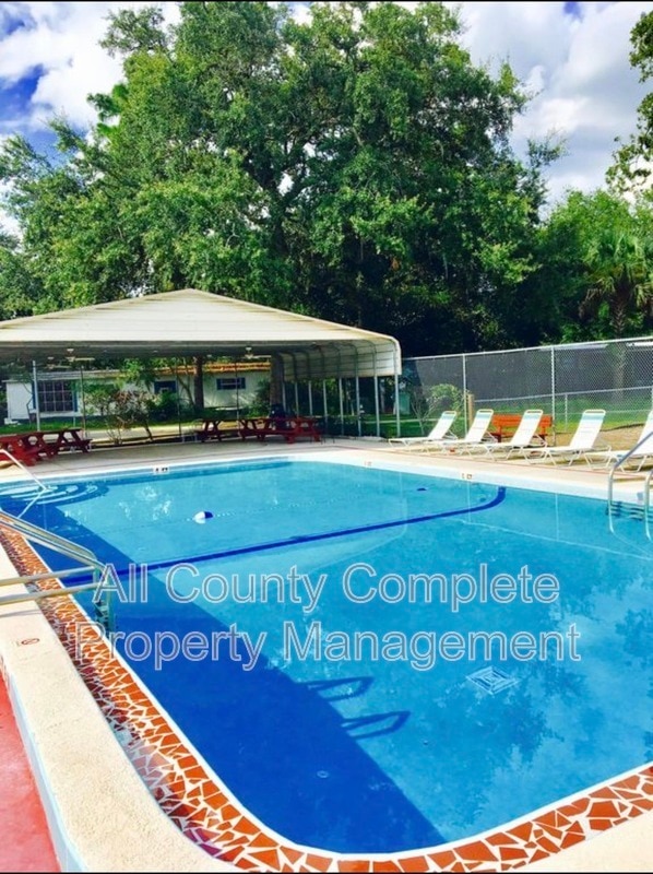 Building Photo - 7603 Plumwood Dr