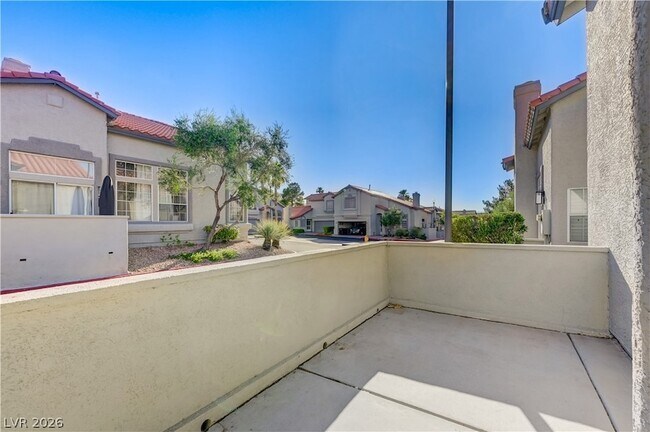 Building Photo - 2232 Ramsgate Dr