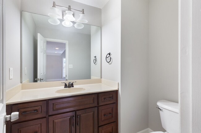 Building Photo - Charming East Cobb Home in Quiet Cul-de-Sac – Updated, Spacious & Great Schools!