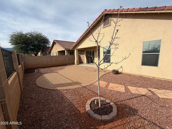 Building Photo - 4662 Redwood St