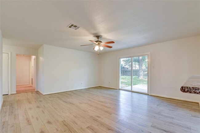 Building Photo - 219 Schley St