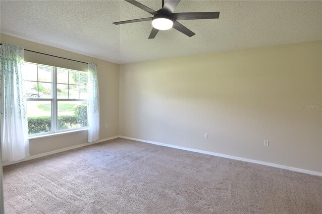 Building Photo - 1006 Fox Trail Ave