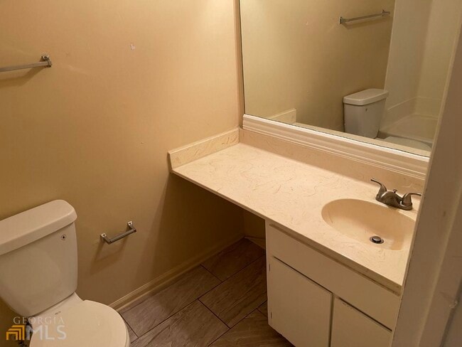 Building Photo - 5313 Waverly Trce