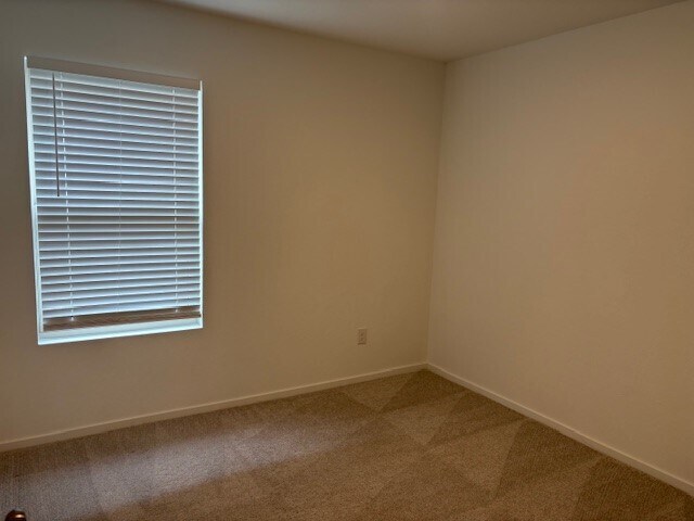Building Photo - 3017 Pensacola Dr