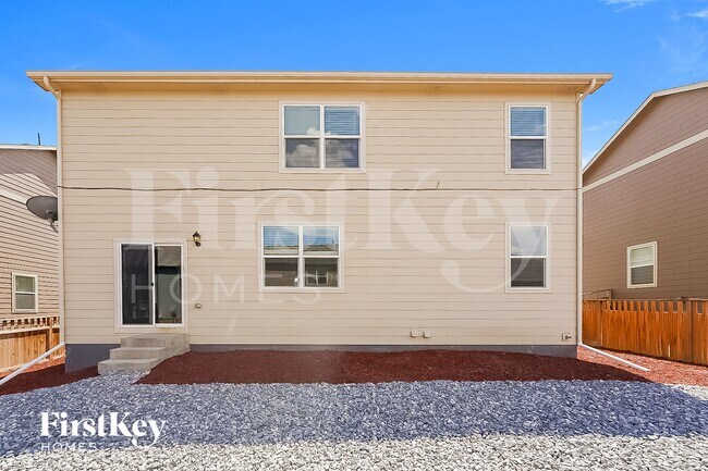 Building Photo - 2349 Shipman St
