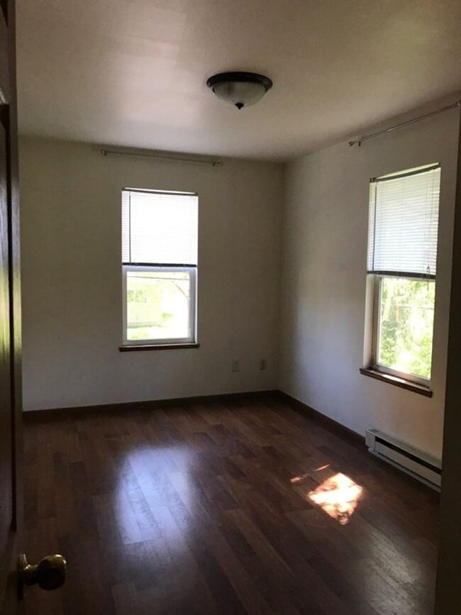 Building Photo - 709 Hudson St