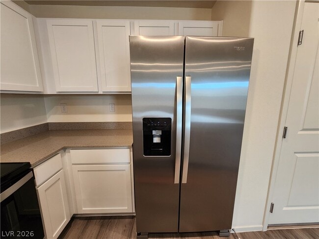 Building Photo - 6062 Lily Gdn St