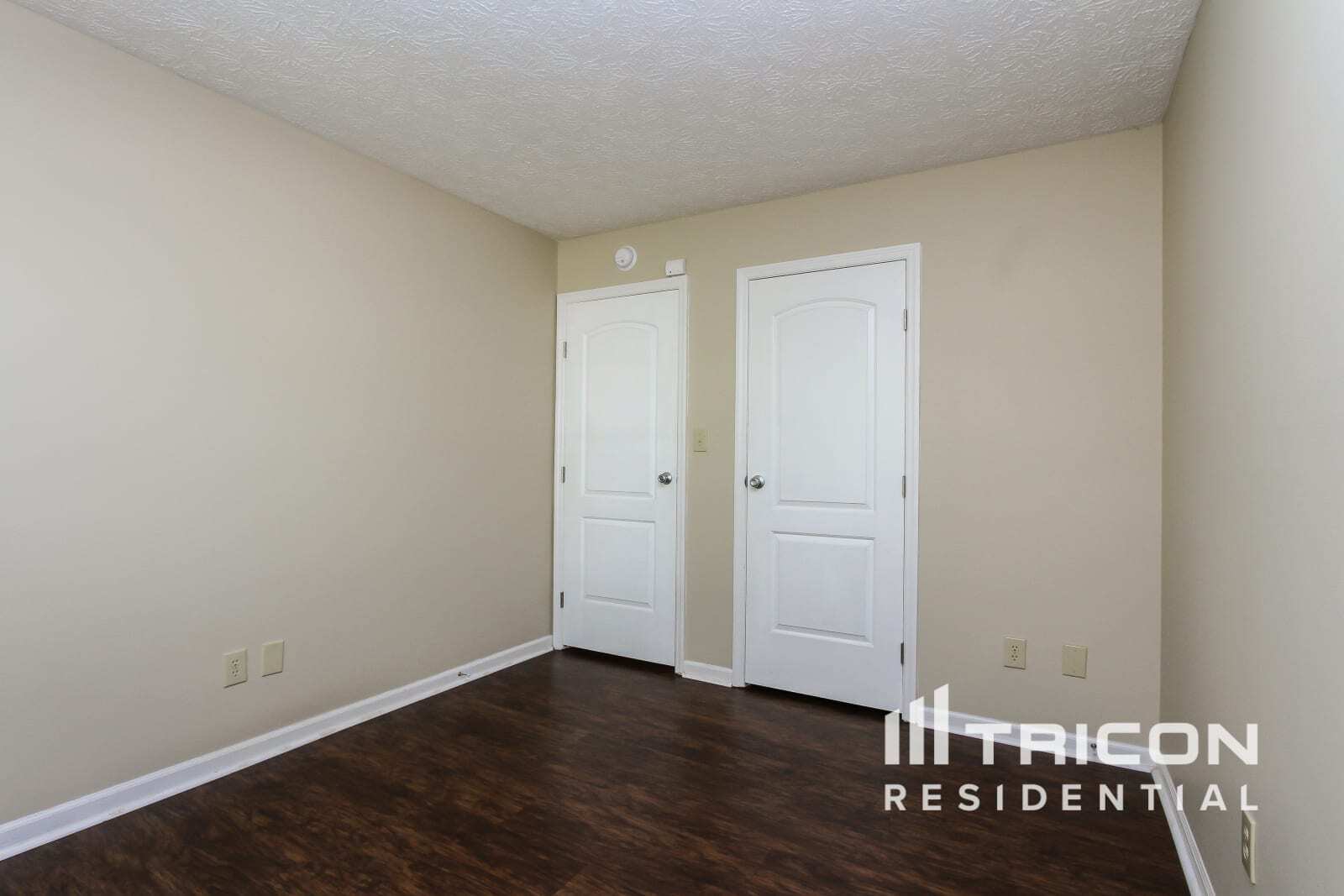 Building Photo - 7540 Crickwood Ln