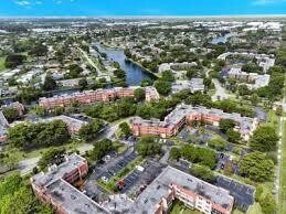 Building Photo - 9301 Lime Bay Blvd