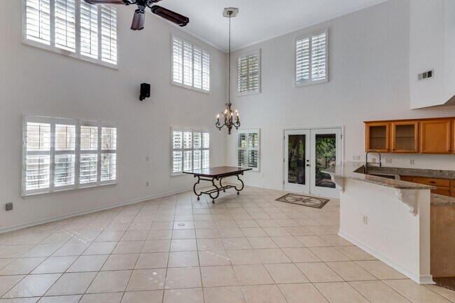 Building Photo - 314 Tequesta Dr