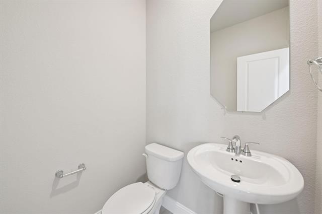 Building Photo - 600 Blanton St