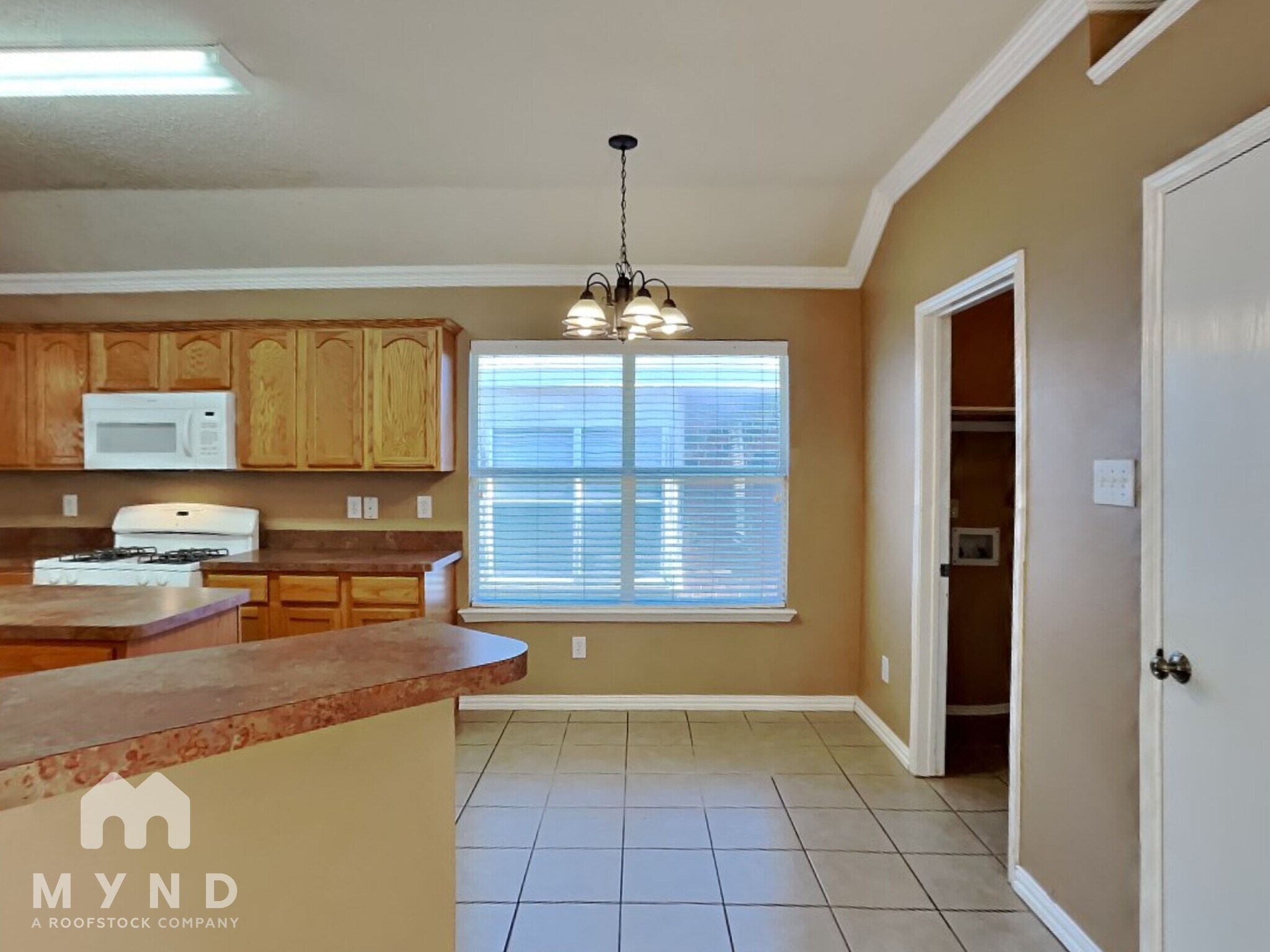 Building Photo - 5505 Stonemoss Dr