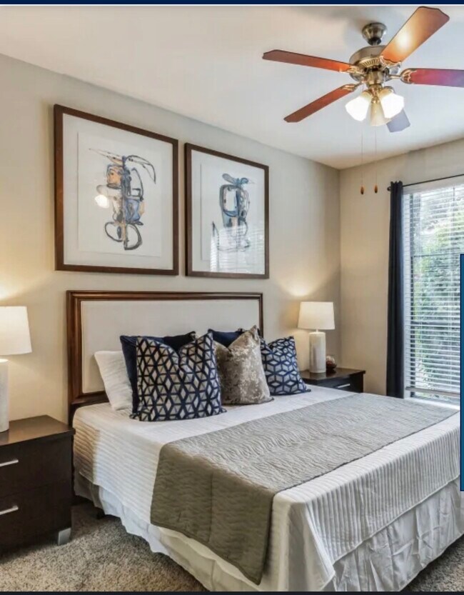 Building Photo - 15727 Cutten Rd