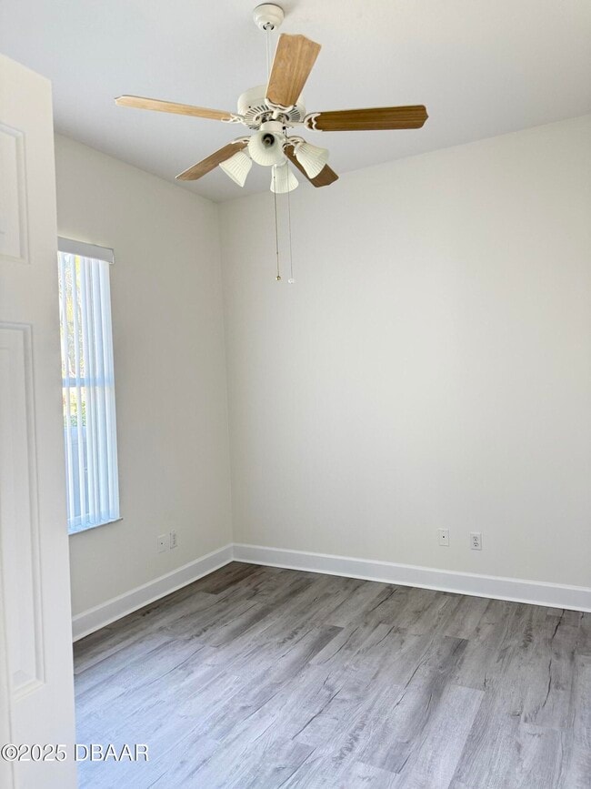 Building Photo - 14 Deep Woods Way