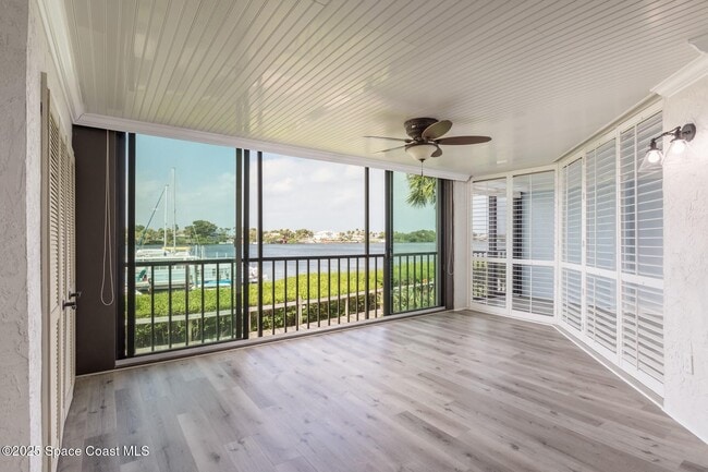 Building Photo - 18 Marina Isles Blvd