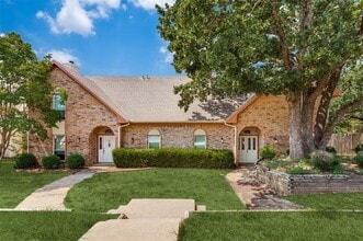 Building Photo - 3109 Timberline Dr