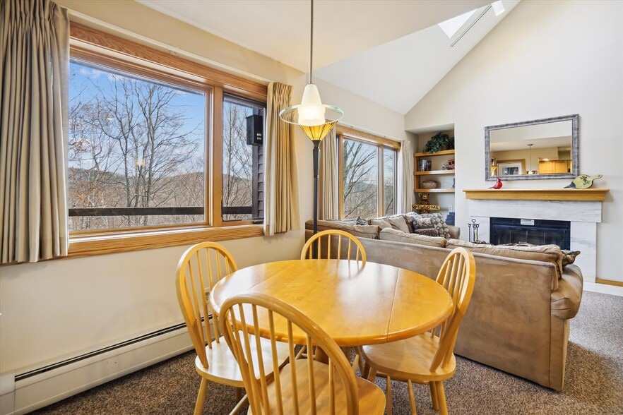 Building Photo - 180 High Ridge Rd