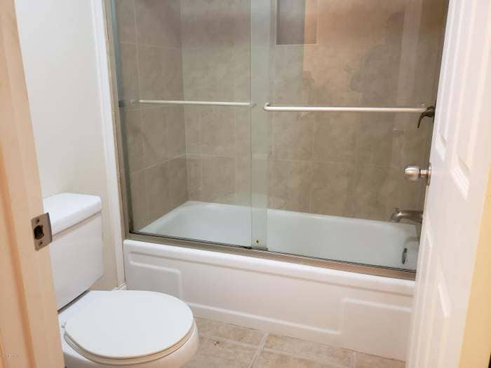 Building Photo - 3401 Townsend Blvd unit 1213