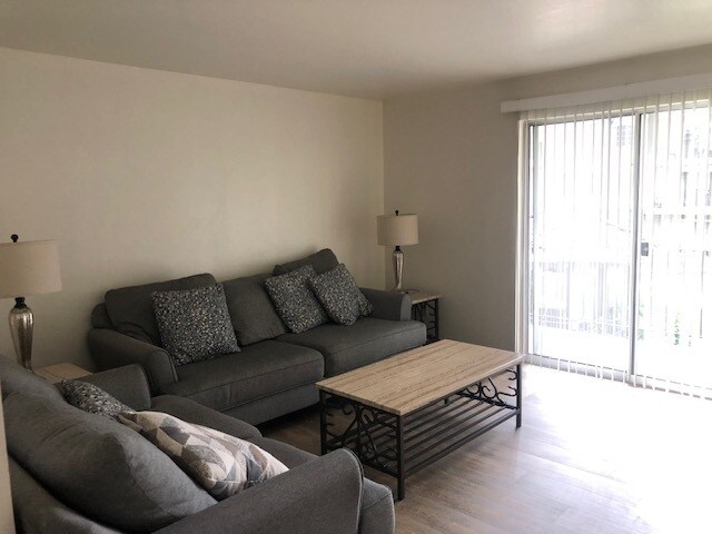 Building Photo - 718 W 1720 N