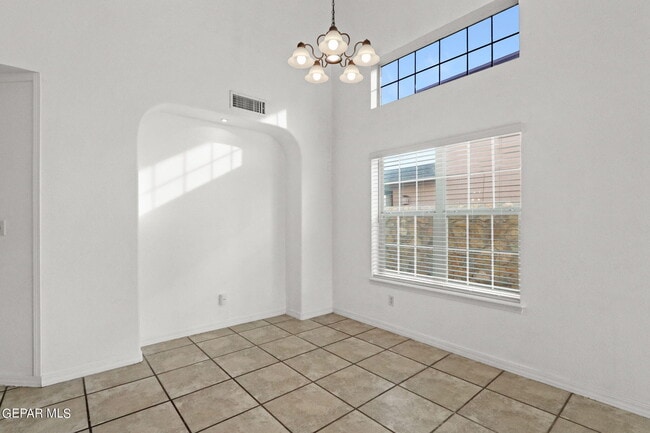 Building Photo - 636 Paseo Hermoso Dr