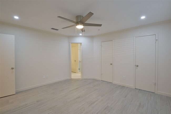 Building Photo - 2610 Sherwood Hollow Ln