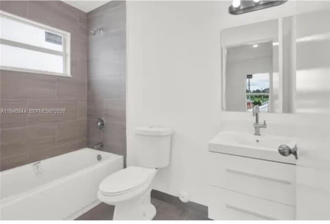 Building Photo - 1831 NW 67th St