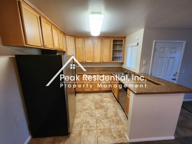 Building Photo - 3715 Tallyho Dr