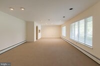 Building Photo - 301 Browning Ln