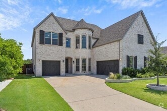 Building Photo - 605 Emerson Dr