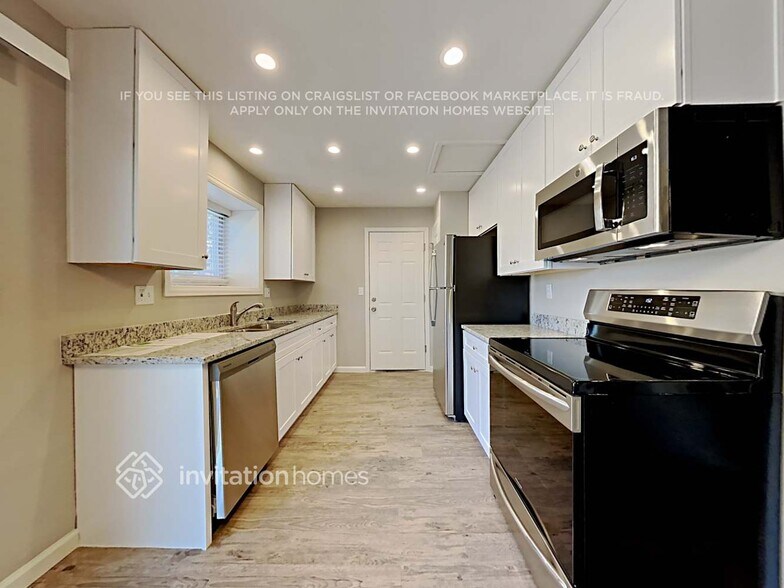 Building Photo - 6689 Flintridge Dr