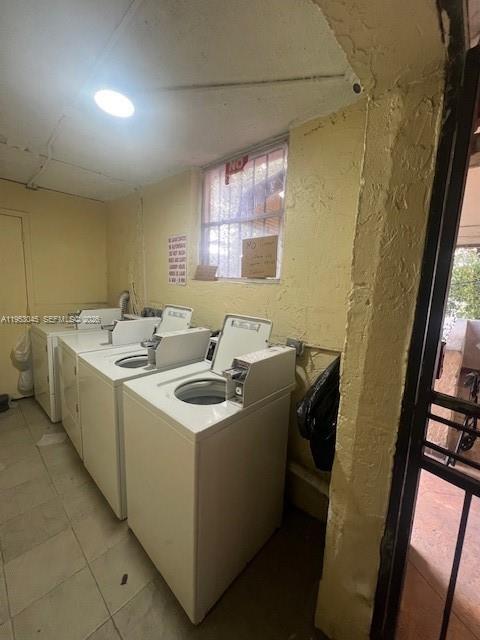 Building Photo - 740 NW 45th Ave