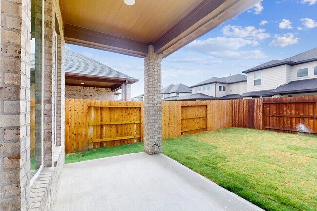 Building Photo - 21622 Laggan Clf Ln