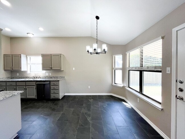 Building Photo - Available NOW!!!! This charming 1 story, 3 bedroom, 2 bath house could be your next home! Beautif...