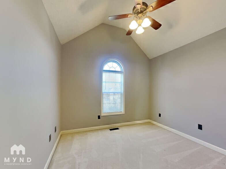 Building Photo - 328 John Gordon Pl