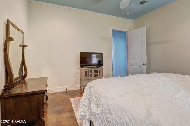 Building Photo - 108 Beaulac Ln