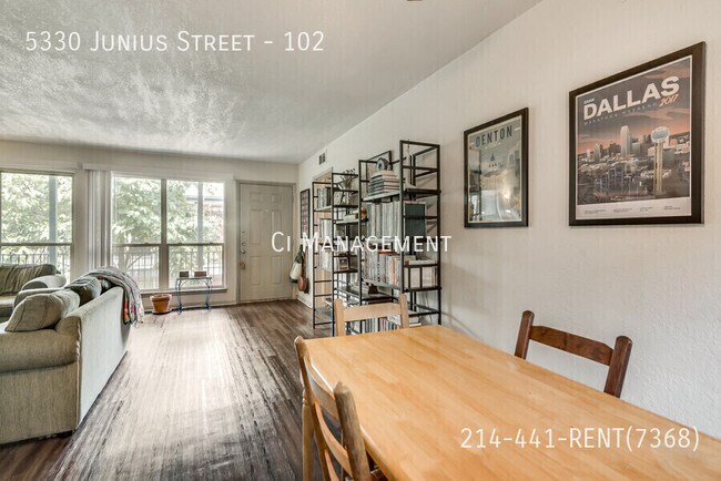 Building Photo - 5330 Junius St