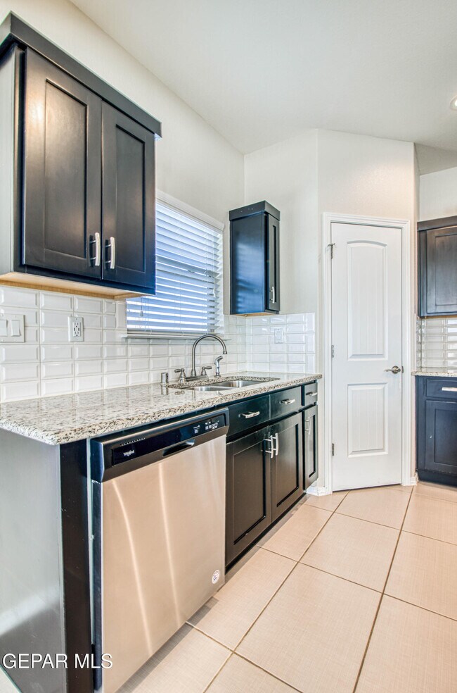 Building Photo - 14801 Bobby Joe Hill