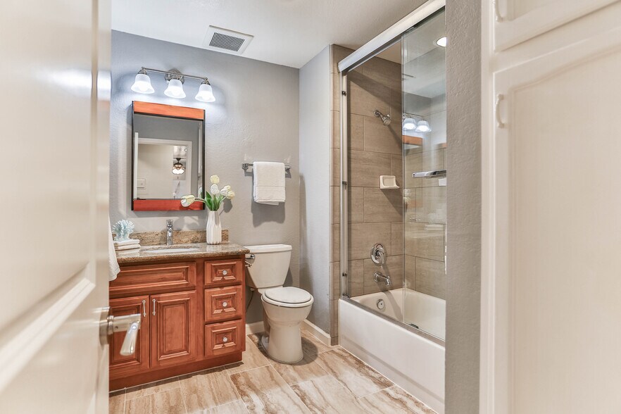 Bathroom - 47112 Warm Springs Blvd