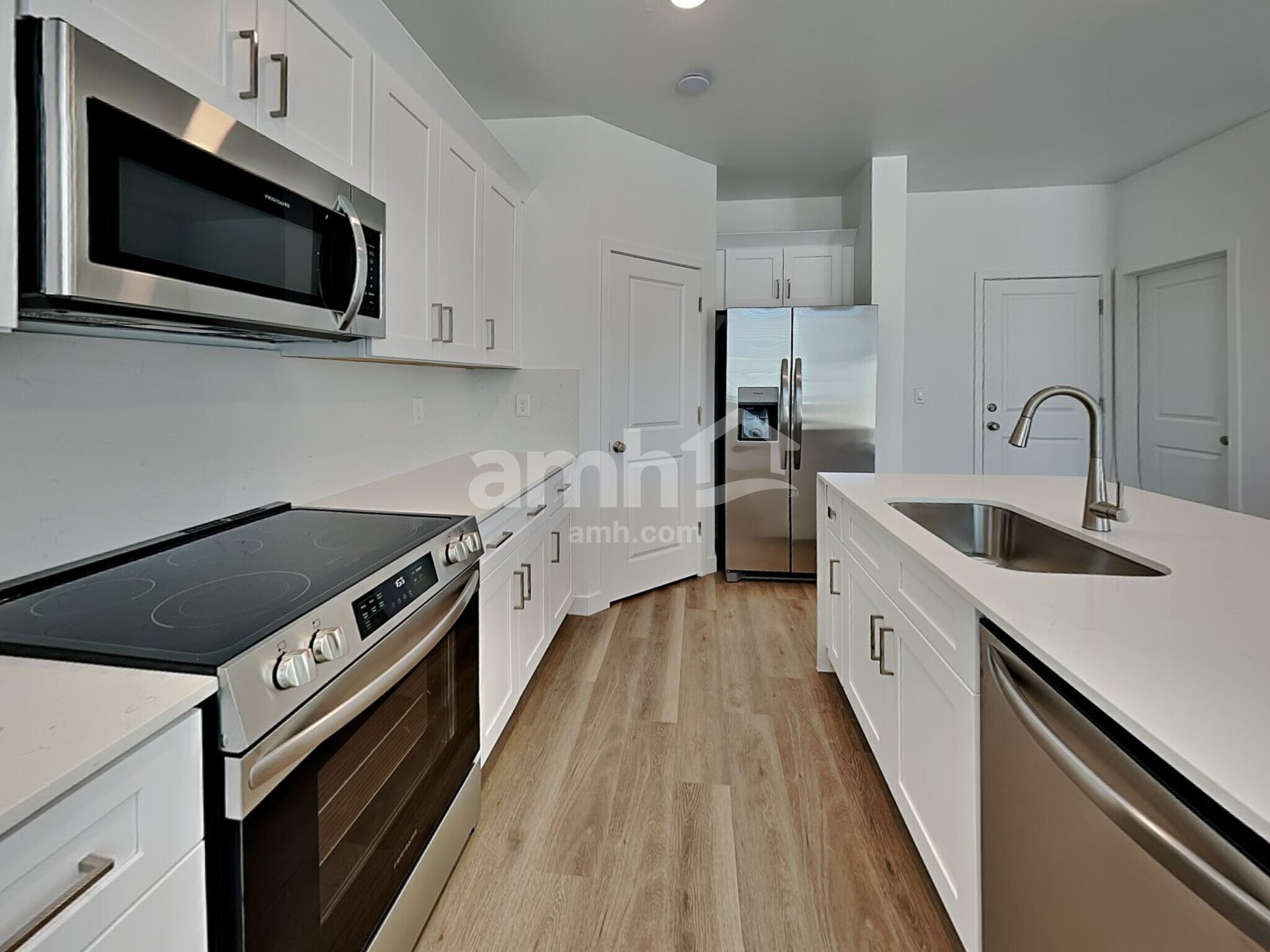 Building Photo - 12615 W Flynn Ln