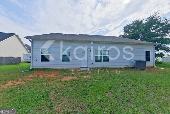Building Photo - 3494 Bridgewood Dr