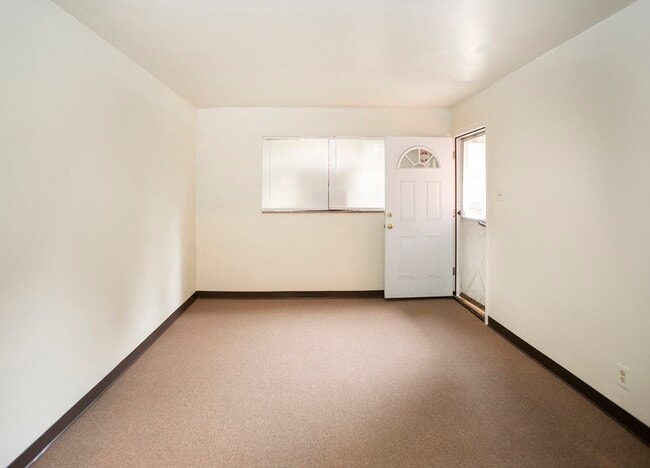 Building Photo - 510 E Pittsburgh McKeesport Blvd