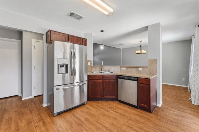 Building Photo - 4400 Belfield Ln