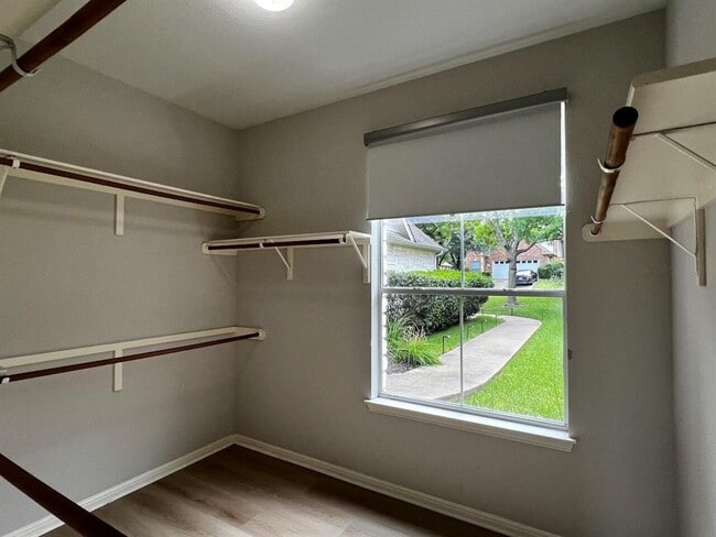 Building Photo - 12513 Palfrey Dr