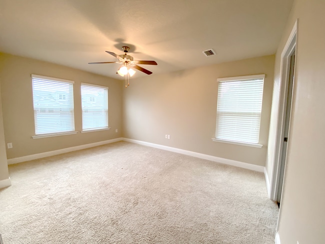 Master Bedroom - 25806 Pollard Rd