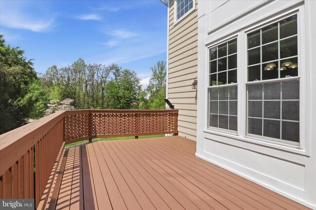 Building Photo - 981 Herons Run Ln