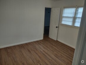Building Photo - 3808 Nathaniel Rd