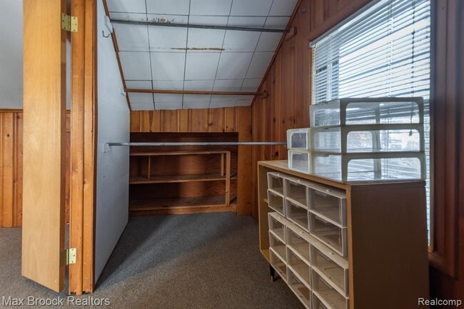 Building Photo - 932 Humphrey Ave