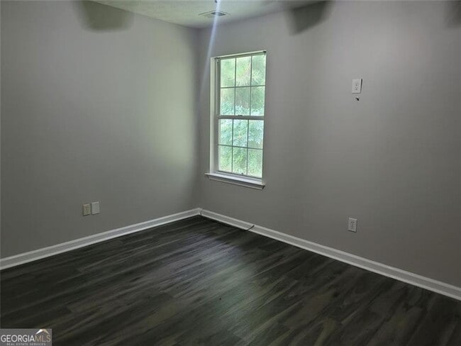 Building Photo - 3014 Stirrup Ln SW